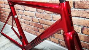 peinture vélo teinte rag red cycle trek
