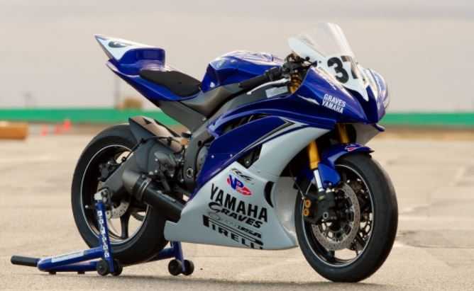 teinte moto de course Yamaha