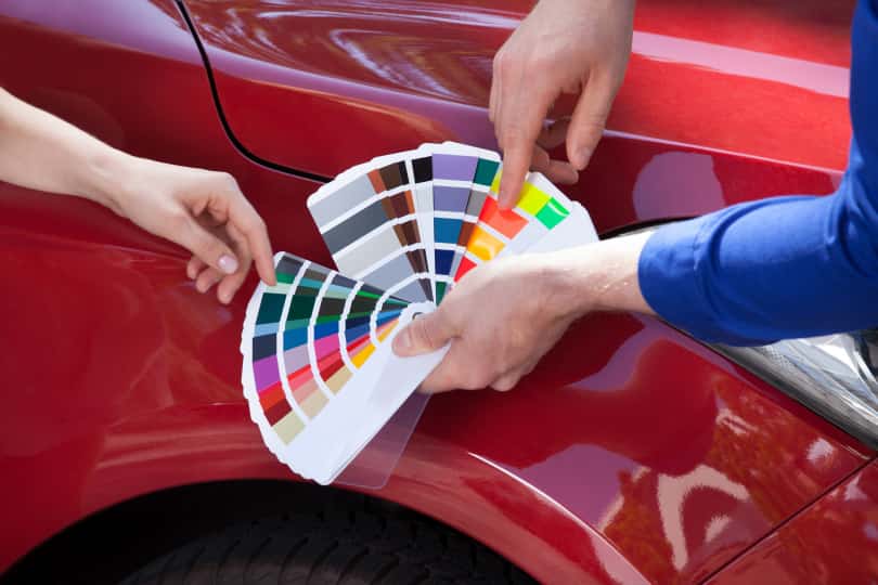 Comment enlever de la peinture sur la carrosserie de voiture