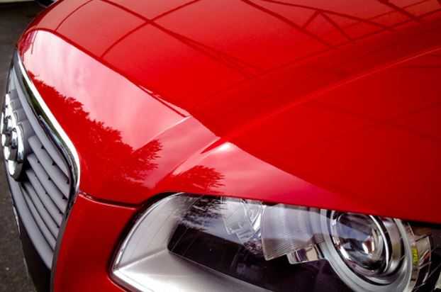 peinture Audi brillante rouge